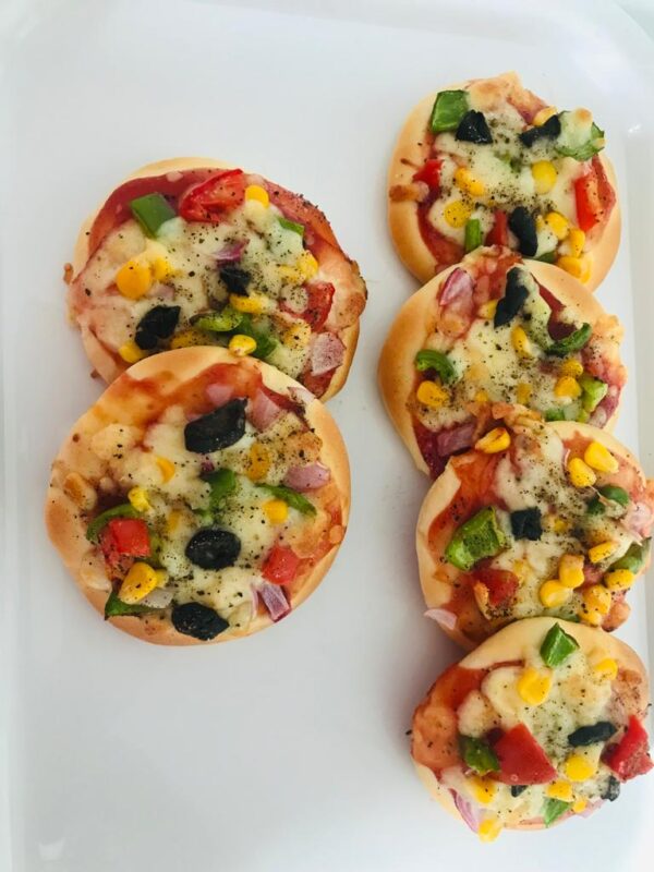 Mini Pizzas Order Online. Mini Pizza Delivery Bangalore by Only Appetizer